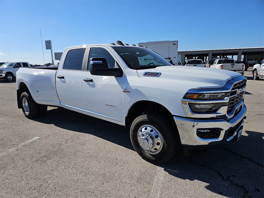 2026 RAM Ram 3500 RAM 3500 LONE STAR CREW CAB 4X4 8' BOX