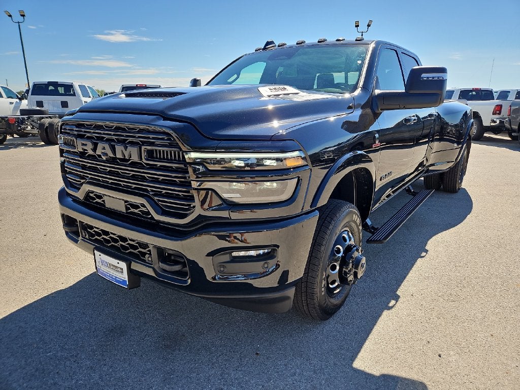 2027 RAM 3500 RAM 3500 LARAMIE CREW CAB 4X4 8' BOX