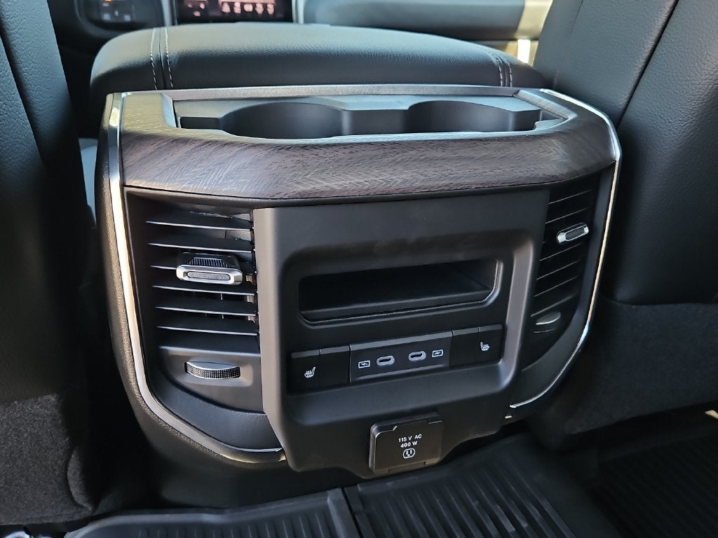 2027 RAM 3500 RAM 3500 LARAMIE CREW CAB 4X4 8' BOX