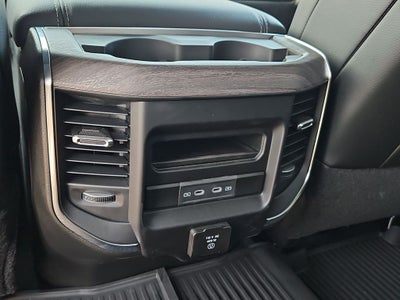 2026 RAM 3500 RAM 3500 LARAMIE CREW CAB 4X4 8' BOX