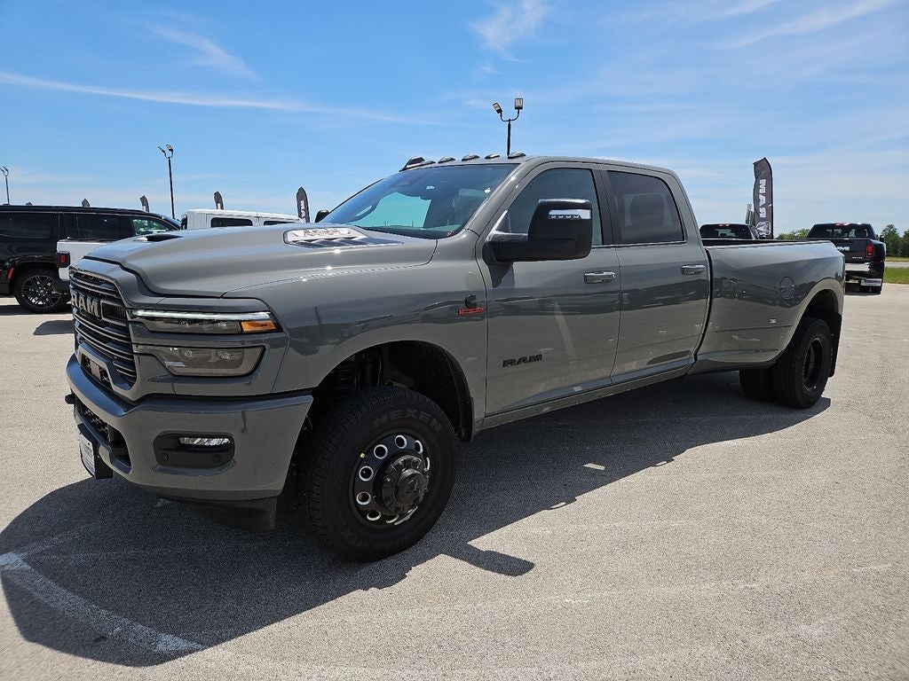 2026 RAM 3500 RAM 3500 LARAMIE CREW CAB 4X4 8' BOX