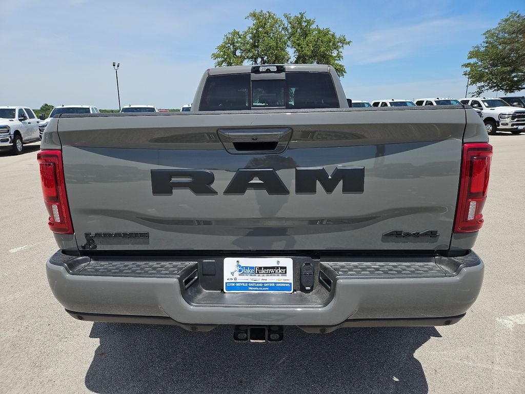 2026 RAM 3500 RAM 3500 LARAMIE CREW CAB 4X4 8' BOX
