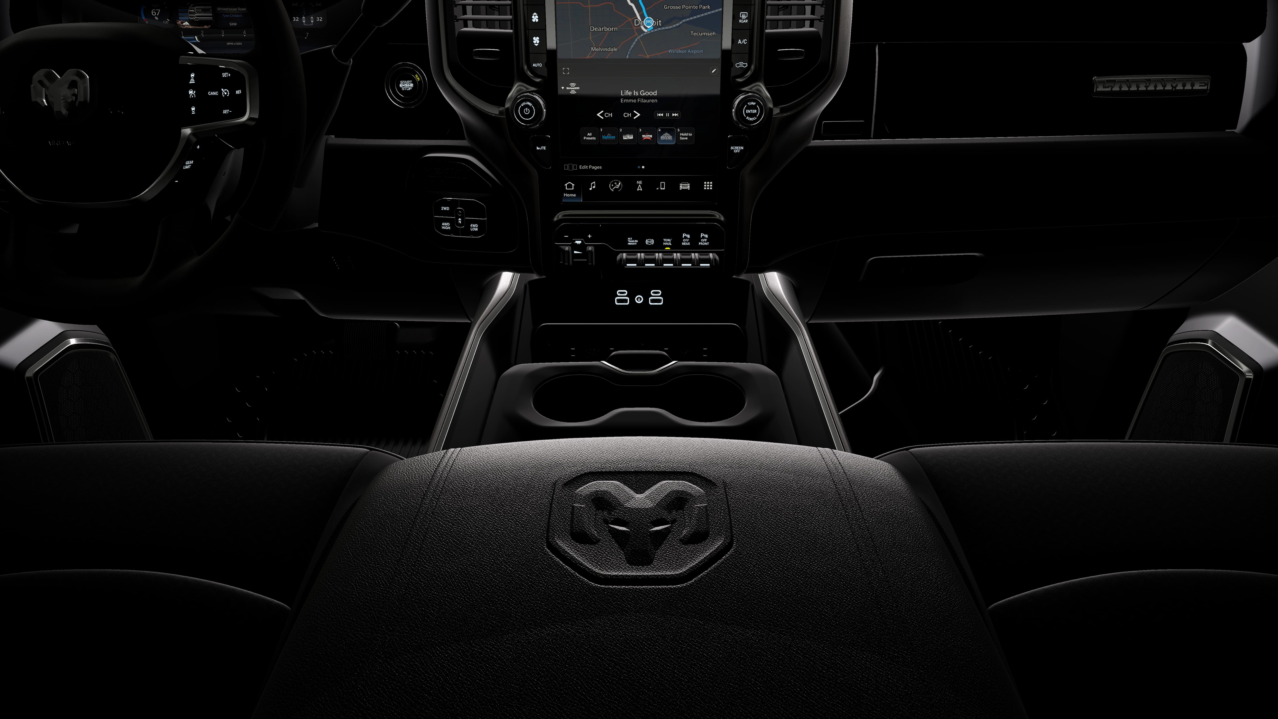 2026 RAM 3500 RAM 3500 LARAMIE CREW CAB 4X4 8' BOX