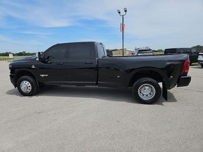 2026 RAM 3500 Laramie Crew Cab 4x4 8' Box