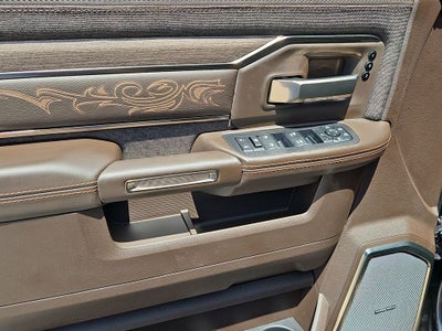 2026 RAM 3500 RAM 3500 LIMITED LONGHORN CREW CAB 4X4 8' BOX