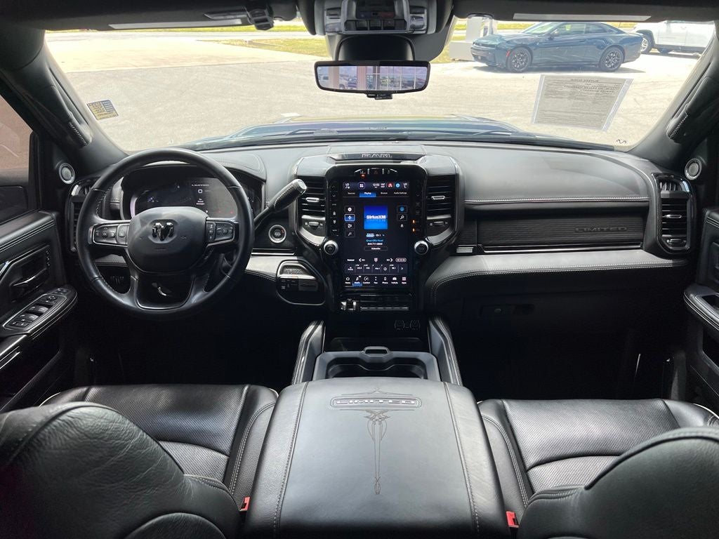 2024 RAM 3500 Limited Crew Cab 4x4 8' Box