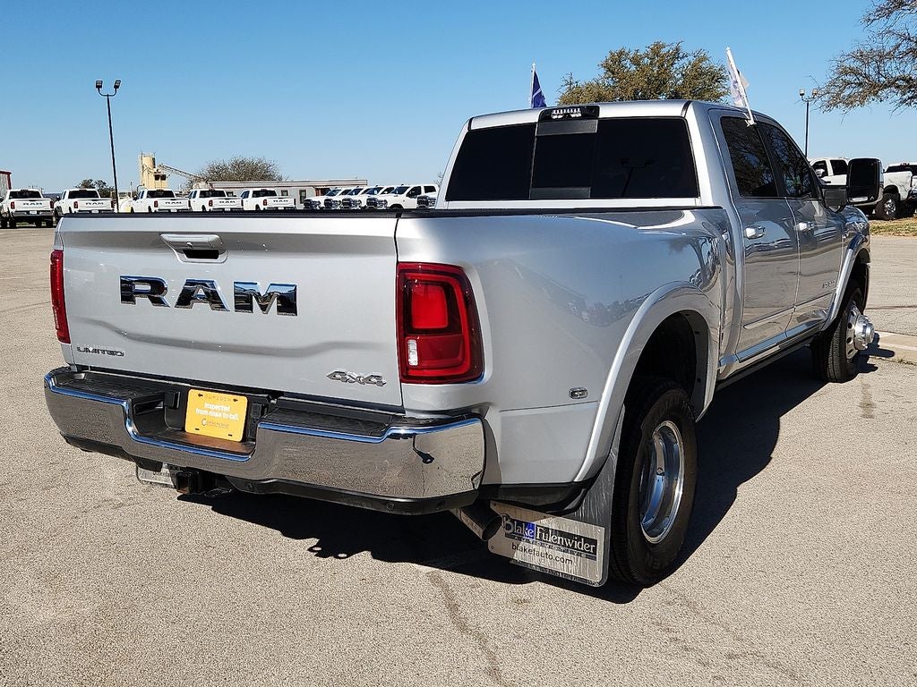 2026 RAM 3500 Limited Crew Cab 4x4 8' Box