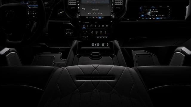 2027 RAM 3500 RAM 3500 LIMITED CREW CAB 4X4 8' BOX