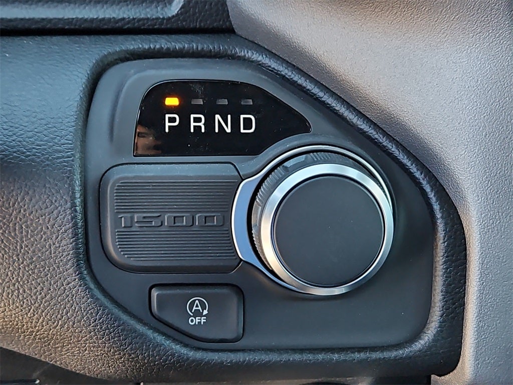 2025 RAM Ram 1500 RAM 1500 LONE STAR CREW CAB 4X2 5'7' BOX