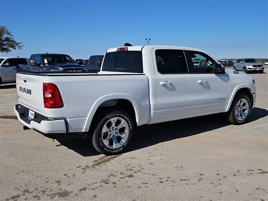 2025 RAM Ram 1500 RAM 1500 LONE STAR CREW CAB 4X2 5'7' BOX