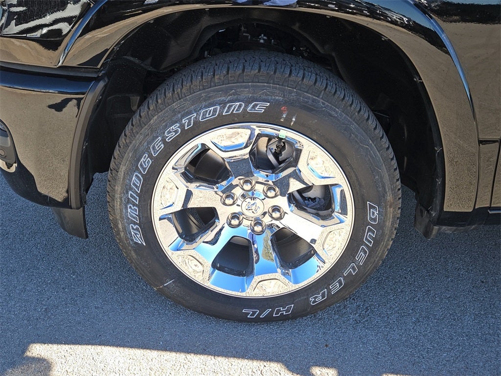 2025 RAM Ram 1500 RAM 1500 LONE STAR CREW CAB 4X2 5'7' BOX