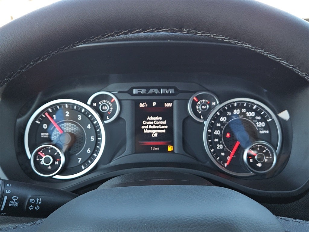 2025 RAM Ram 1500 RAM 1500 LONE STAR CREW CAB 4X2 5'7' BOX