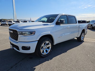 2025 RAM Ram 1500 RAM 1500 LONE STAR CREW CAB 4X2 5'7' BOX