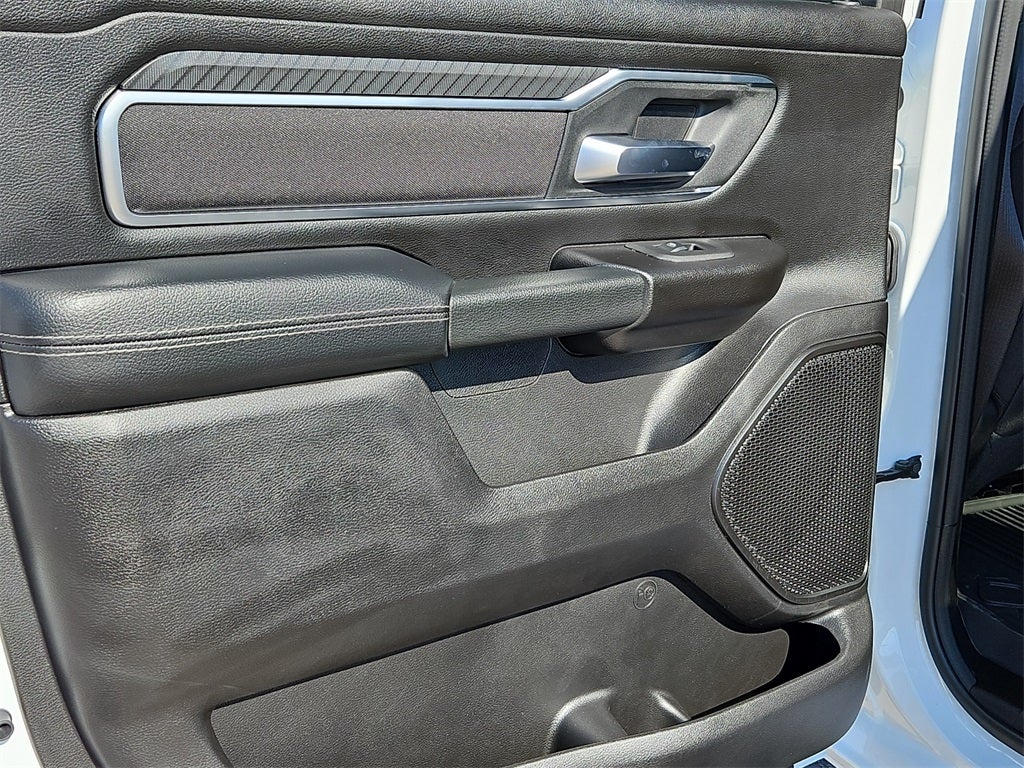 2025 RAM Ram 1500 RAM 1500 LONE STAR CREW CAB 4X2 5'7' BOX