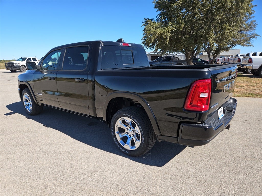 2025 RAM Ram 1500 RAM 1500 LONE STAR CREW CAB 4X2 5'7' BOX