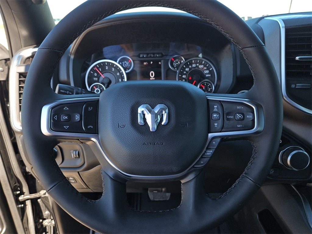 2025 RAM Ram 1500 RAM 1500 LONE STAR CREW CAB 4X2 5'7' BOX