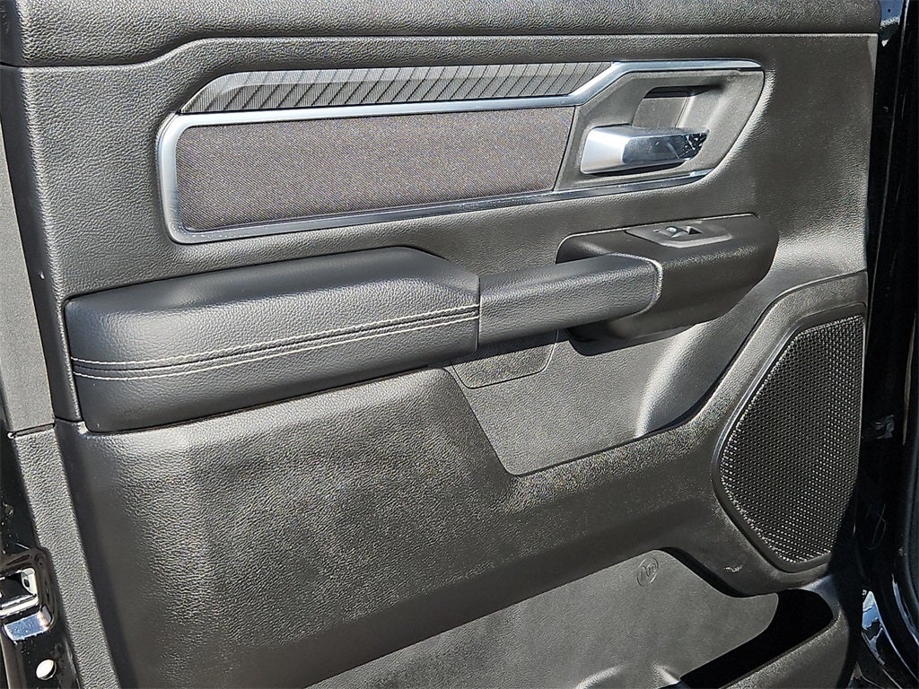 2025 RAM Ram 1500 RAM 1500 LONE STAR CREW CAB 4X2 5'7' BOX