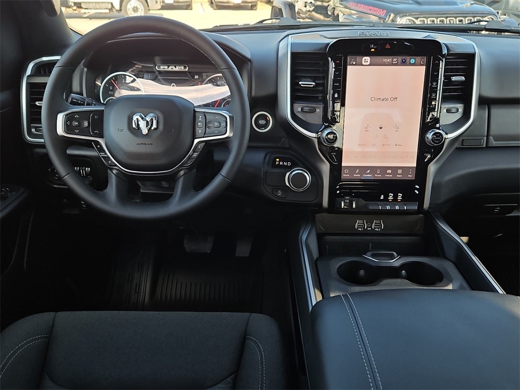 2025 RAM Ram 1500 RAM 1500 LONE STAR CREW CAB 4X2 5'7' BOX