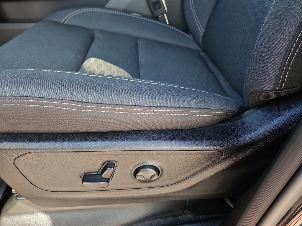 2025 RAM Ram 1500 RAM 1500 LONE STAR CREW CAB 4X2 5'7' BOX