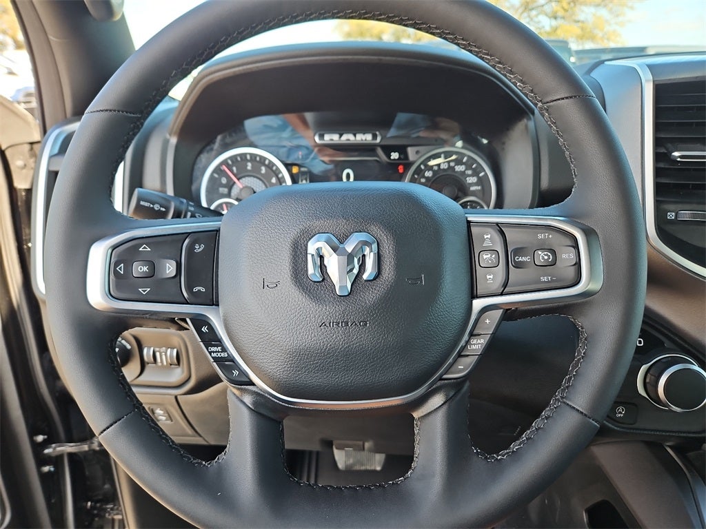 2025 RAM Ram 1500 RAM 1500 LONE STAR CREW CAB 4X2 5'7' BOX