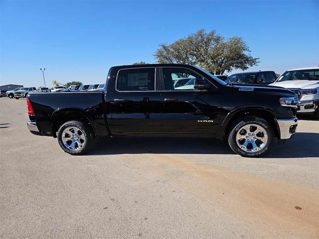 2026 RAM Ram 1500 RAM 1500 LONE STAR CREW CAB 4X2 5'7' BOX