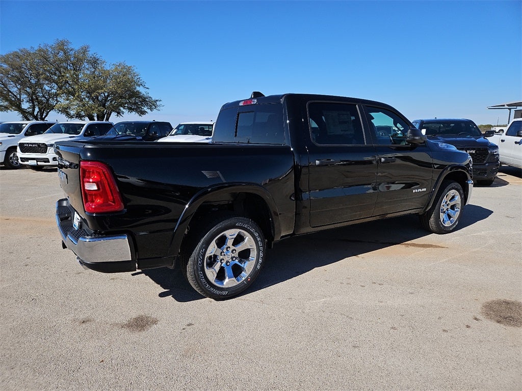 2026 RAM Ram 1500 RAM 1500 LONE STAR CREW CAB 4X2 5'7' BOX