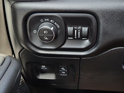 2026 RAM 1500 RAM 1500 LONE STAR CREW CAB 4X2 5'7' BOX