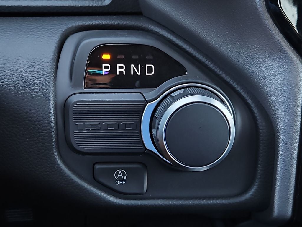 2026 RAM 1500 RAM 1500 LONE STAR CREW CAB 4X2 5'7' BOX