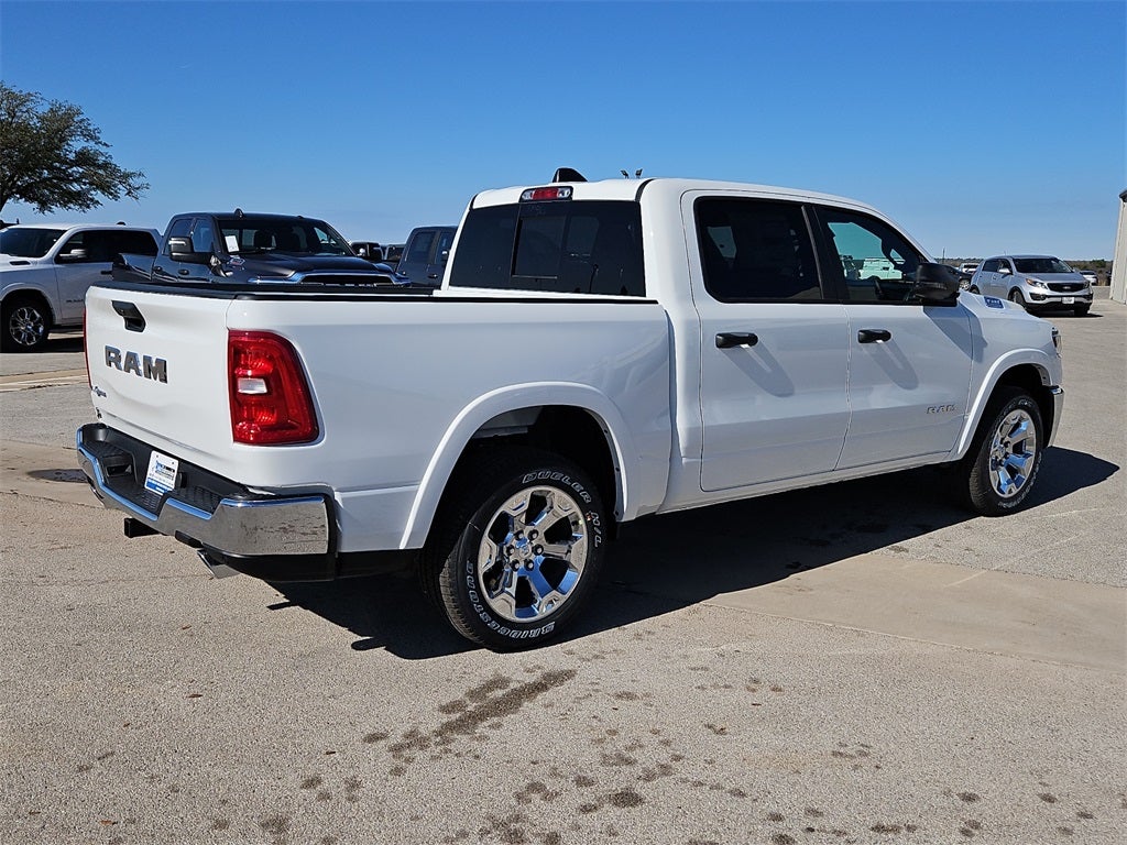 2026 RAM Ram 1500 RAM 1500 LONE STAR CREW CAB 4X2 5'7' BOX