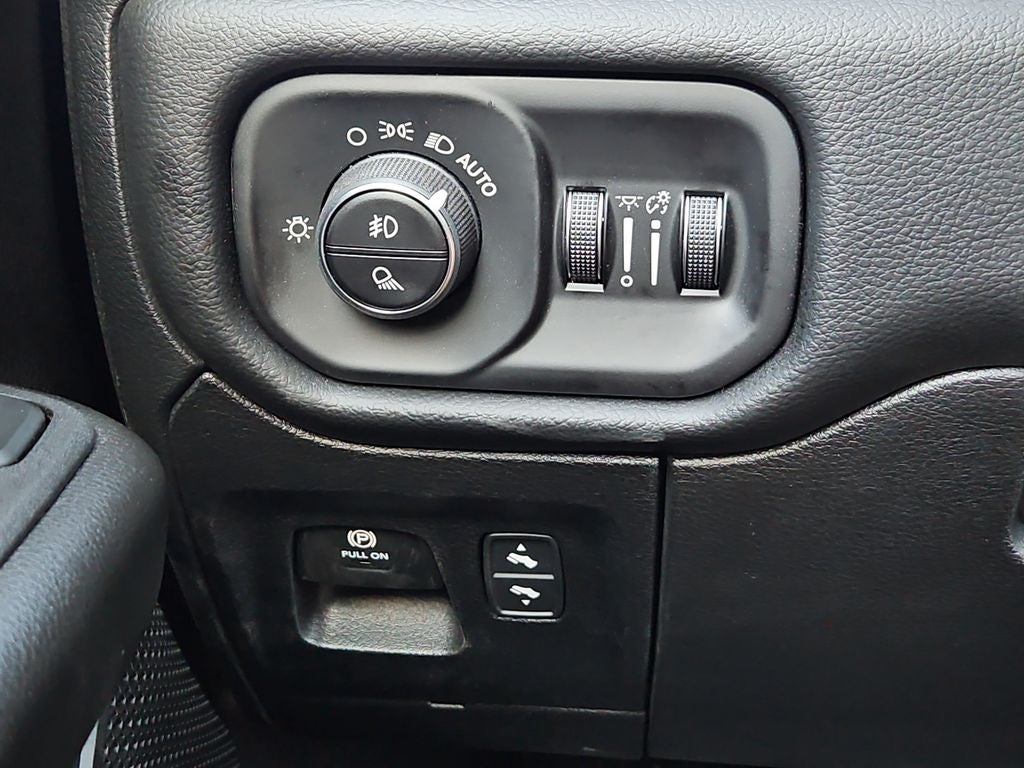 2026 RAM 1500 RAM 1500 LONE STAR CREW CAB 4X2 5'7' BOX