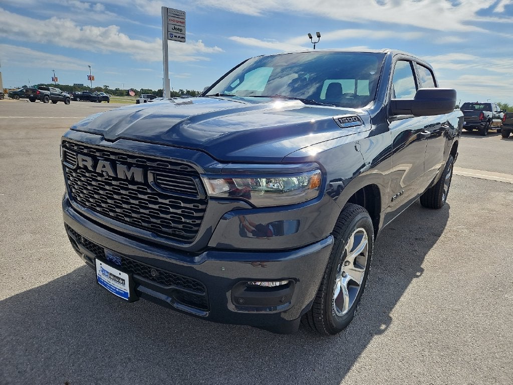 2027 RAM 1500 Pickup Express