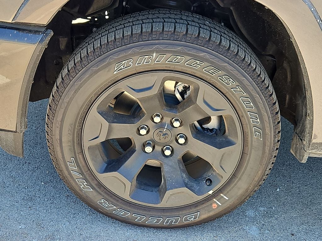 2026 RAM 1500 RAM 1500 LONE STAR CREW CAB 4X4 5'7' BOX