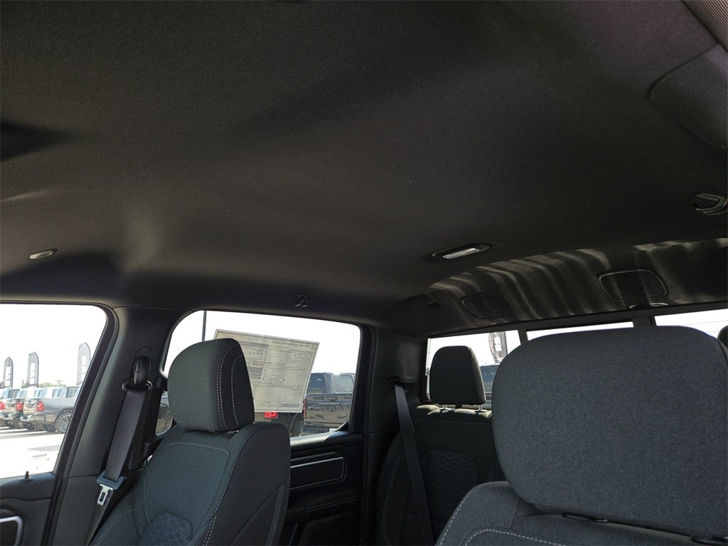 2026 RAM Ram 1500 RAM 1500 LONE STAR CREW CAB 4X4 5'7' BOX