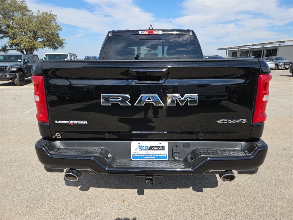 2026 RAM Ram 1500 RAM 1500 LONE STAR CREW CAB 4X4 5'7' BOX