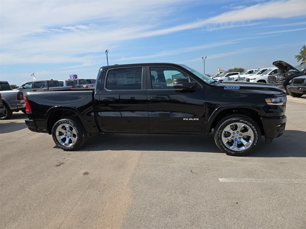 2026 RAM Ram 1500 RAM 1500 LONE STAR CREW CAB 4X4 5'7' BOX