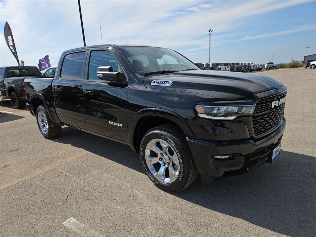 2026 RAM Ram 1500 RAM 1500 LONE STAR CREW CAB 4X4 5'7' BOX