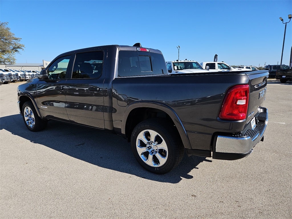 2026 RAM Ram 1500 RAM 1500 LONE STAR CREW CAB 4X4 5'7' BOX