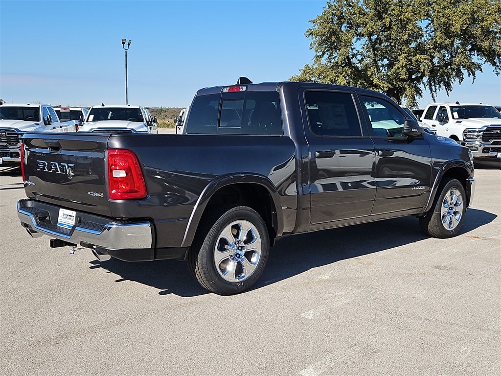 2026 RAM Ram 1500 RAM 1500 LONE STAR CREW CAB 4X4 5'7' BOX
