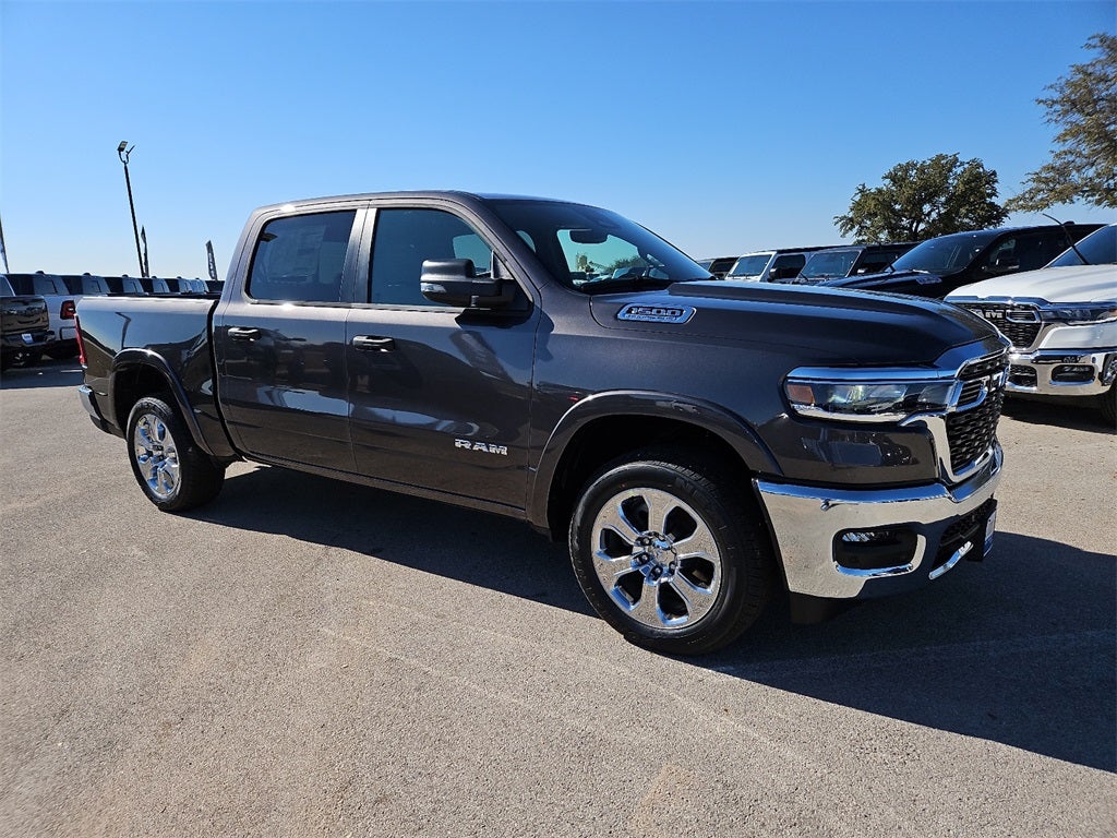 2026 RAM Ram 1500 RAM 1500 LONE STAR CREW CAB 4X4 5'7' BOX