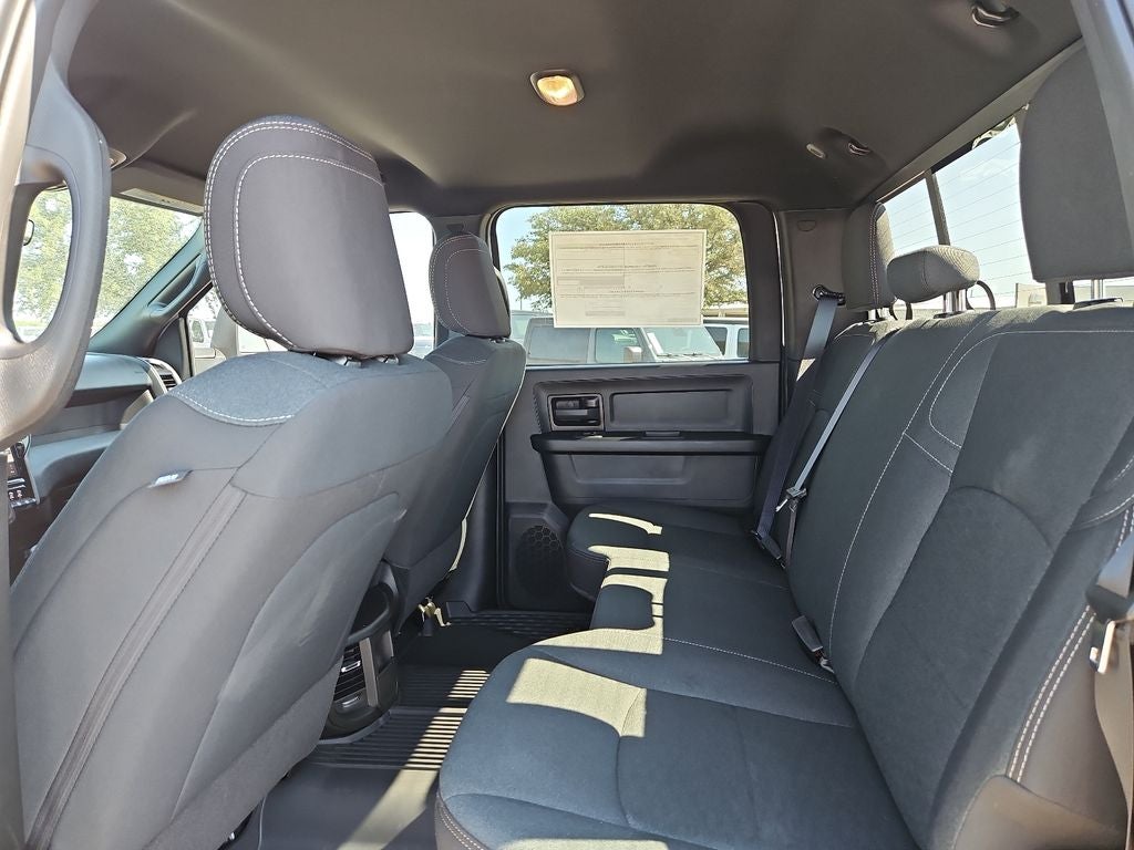 2026 RAM 2500 RAM 2500 BLACK EXPRESS CREW CAB 4X4 6'4' BOX