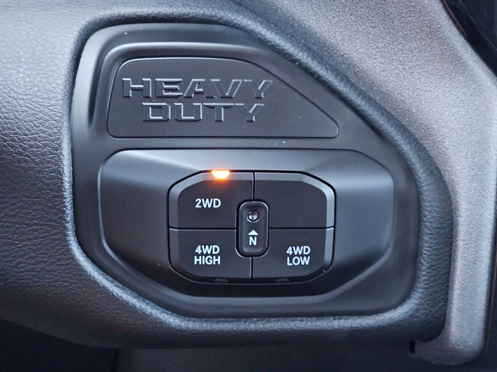 2026 RAM 2500 RAM 2500 TRADESMAN CREW CAB 4X4 6'4' BOX