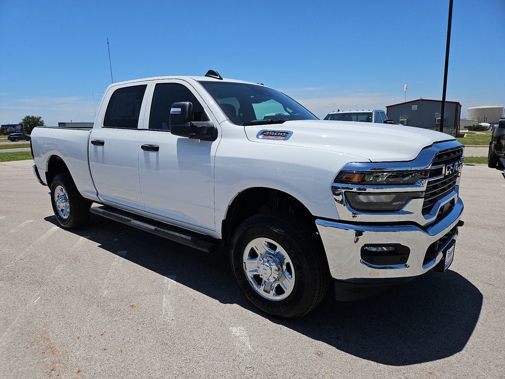 2026 RAM 2500 RAM 2500 TRADESMAN CREW CAB 4X4 6'4' BOX