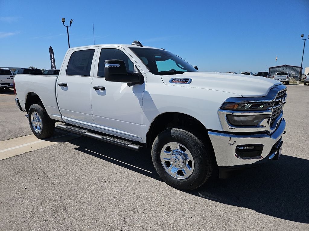 2026 RAM 2500 RAM 2500 TRADESMAN CREW CAB 4X4 6'4' BOX