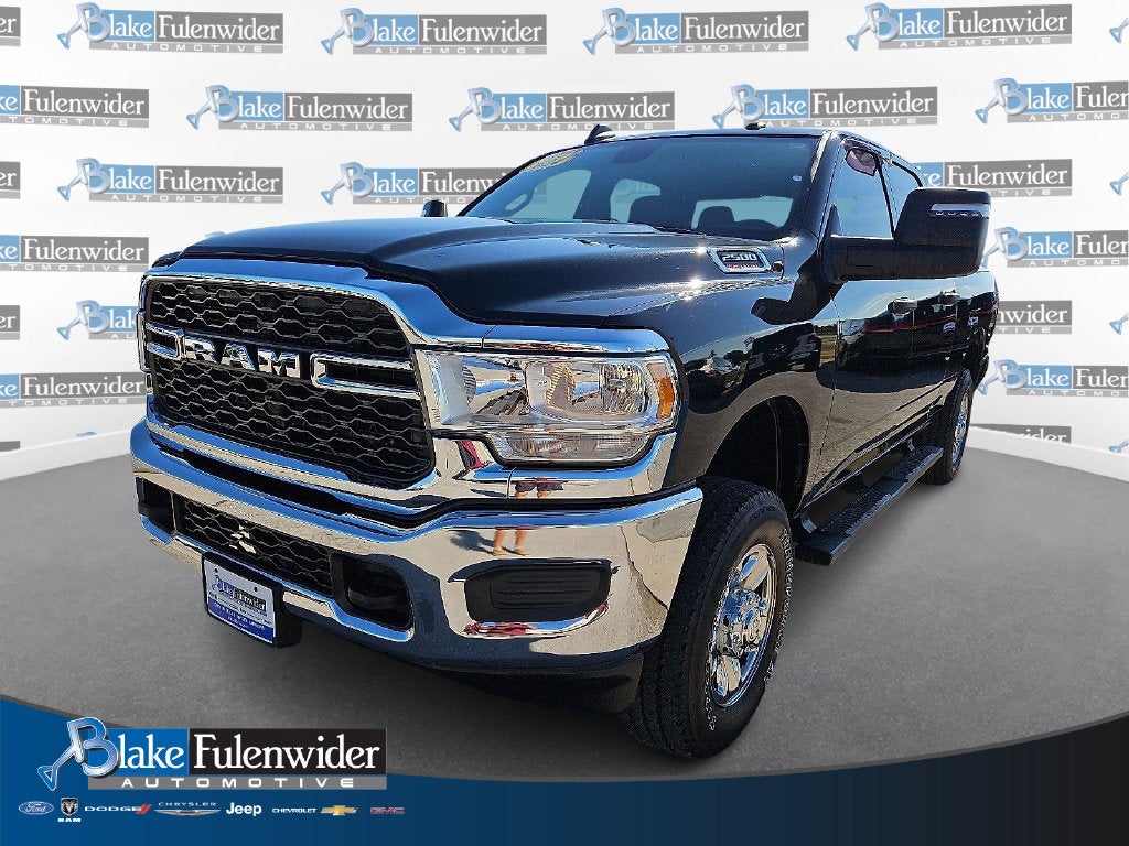 2024 RAM 2500 Tradesman Crew Cab 4x4 6'4' Box
