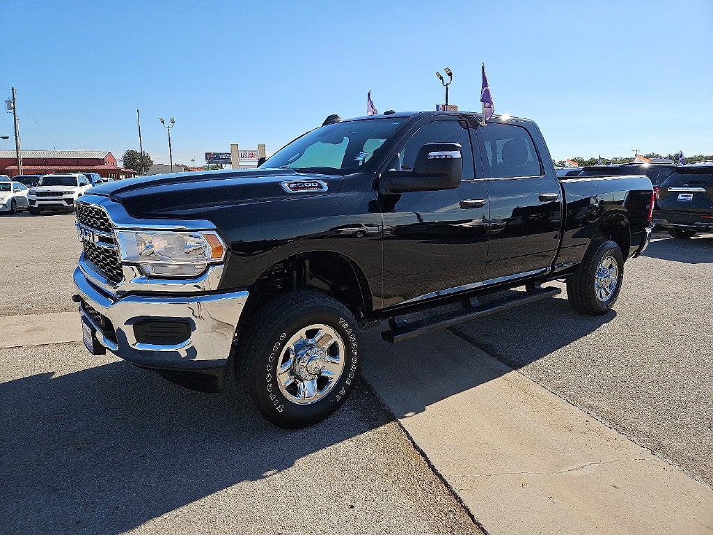 2024 RAM 2500 Tradesman Crew Cab 4x4 6'4' Box