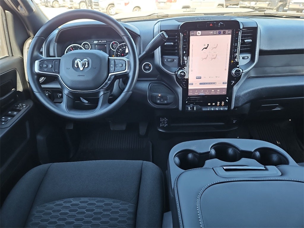 2026 RAM Ram 2500 RAM 2500 BLACK EXPRESS CREW CAB 4X4 6'4' BOX