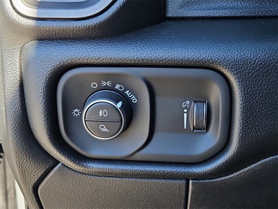 2026 RAM Ram 2500 RAM 2500 BLACK EXPRESS CREW CAB 4X4 6'4' BOX