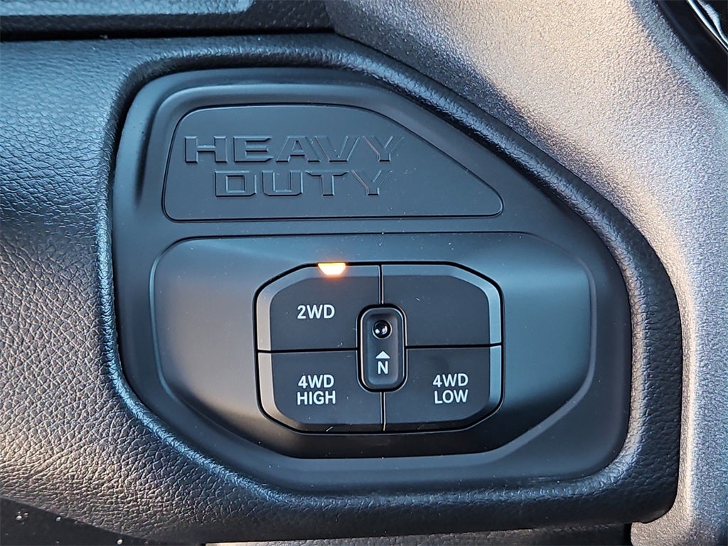 2026 RAM Ram 2500 RAM 2500 BLACK EXPRESS CREW CAB 4X4 6'4' BOX