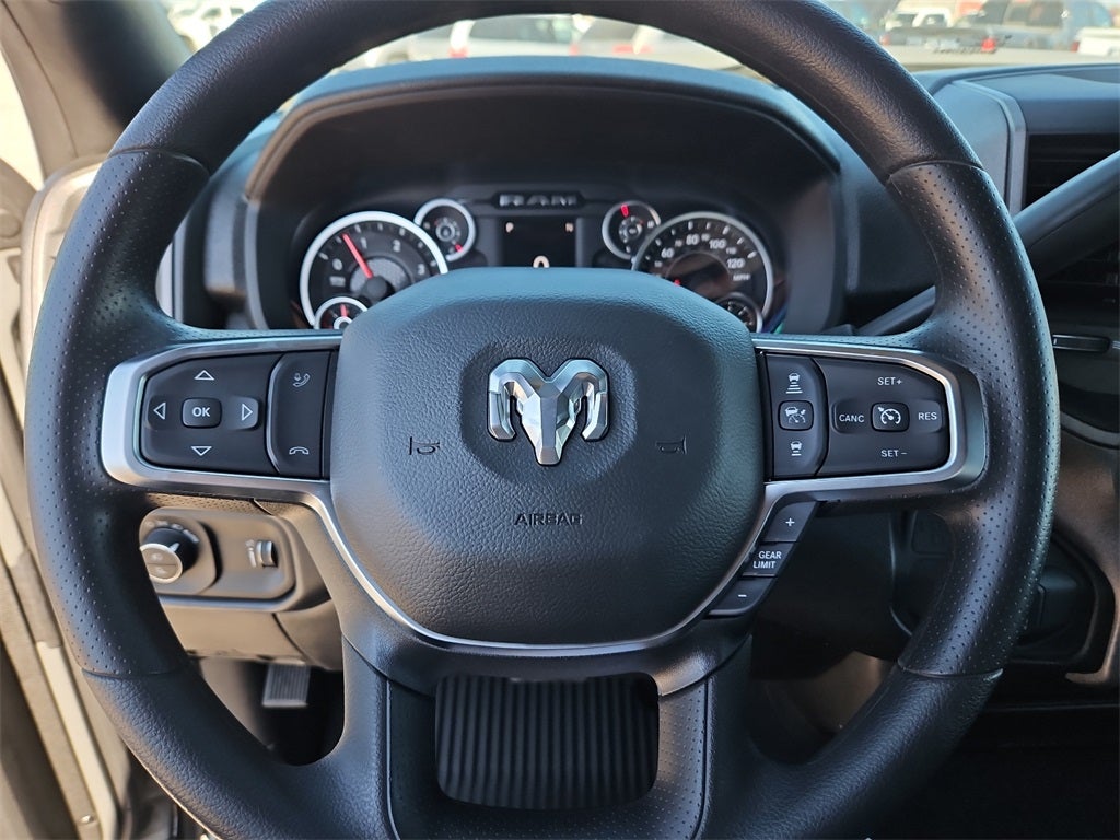 2026 RAM Ram 2500 RAM 2500 BLACK EXPRESS CREW CAB 4X4 6'4' BOX