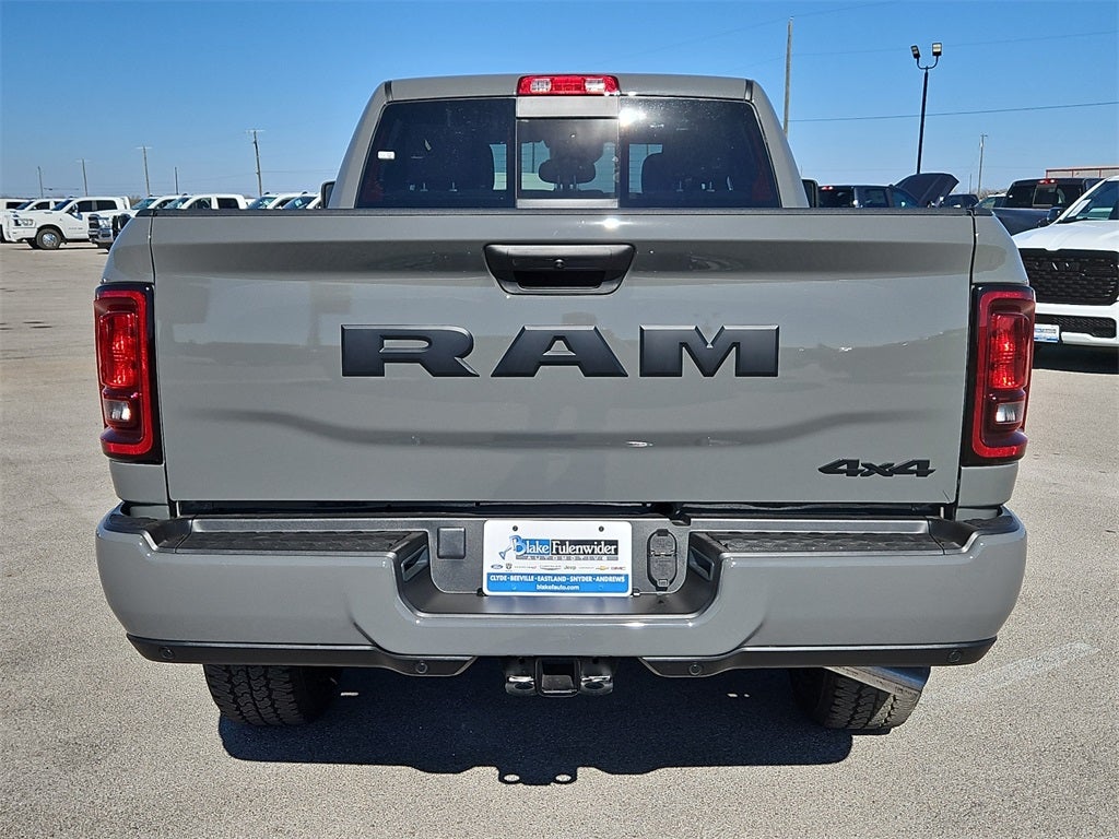 2026 RAM Ram 2500 RAM 2500 BLACK EXPRESS CREW CAB 4X4 6'4' BOX